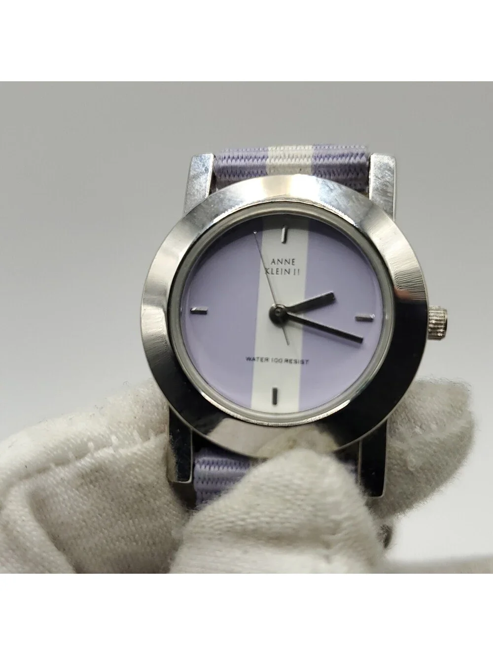 Anne Klein bit normal